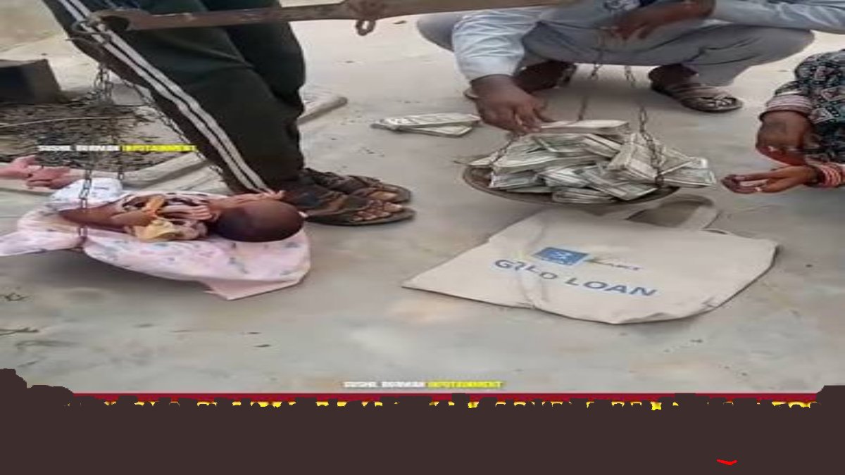 मन्नतों के बाद जन्मा बच्चा, परिजनों ने 500 के नोटों से तौला