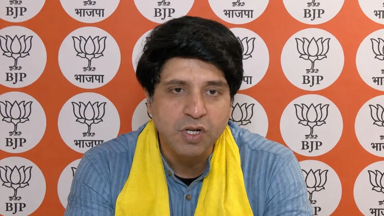 शहजाद पूनावाला ने BJP से दिया इस्तीफा