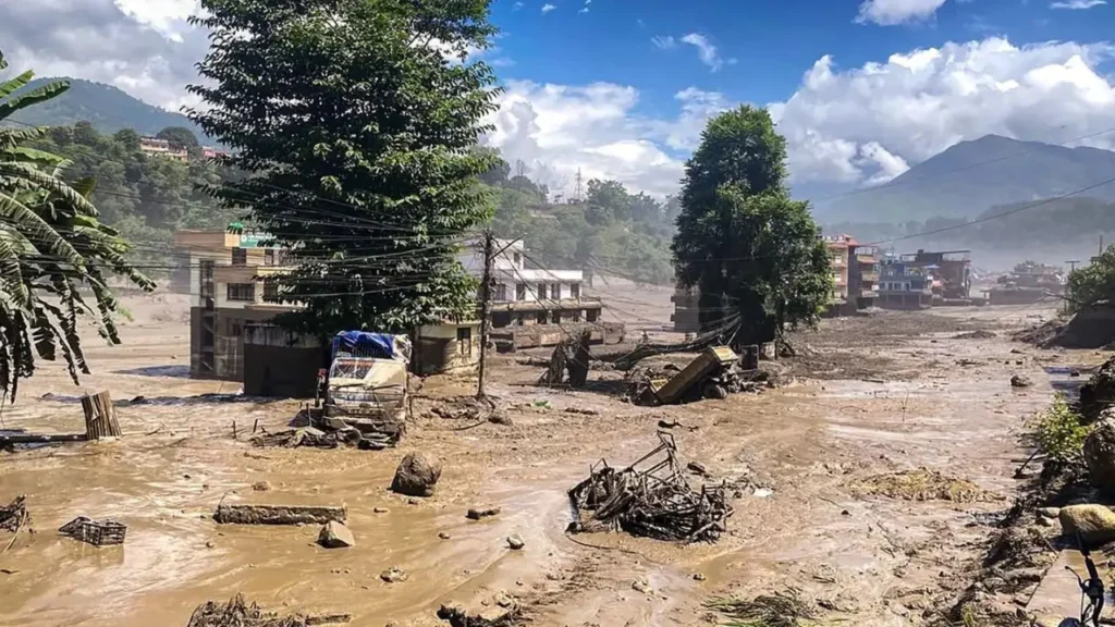 नेपाल फ्लैश फ्लड त्रासदी