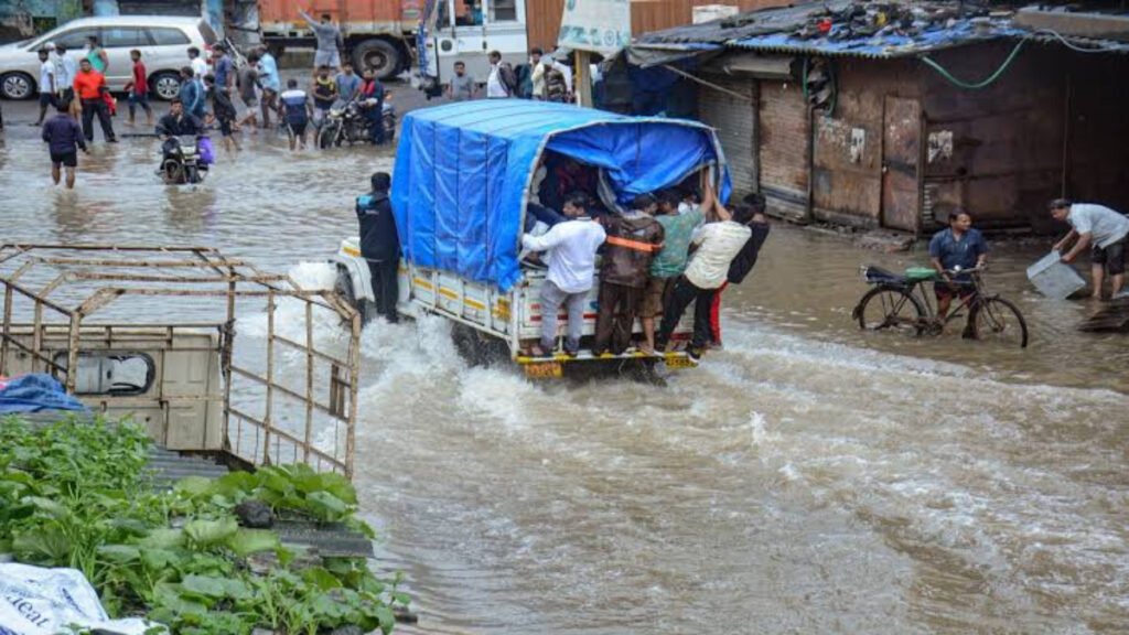 सैटेलाइट से 90% बादल गायब