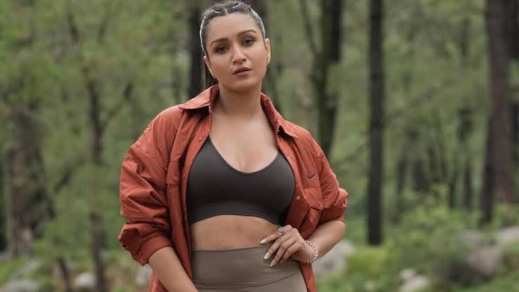 बिग बॉस कंटेस्टेंट शेफाली बग्गा